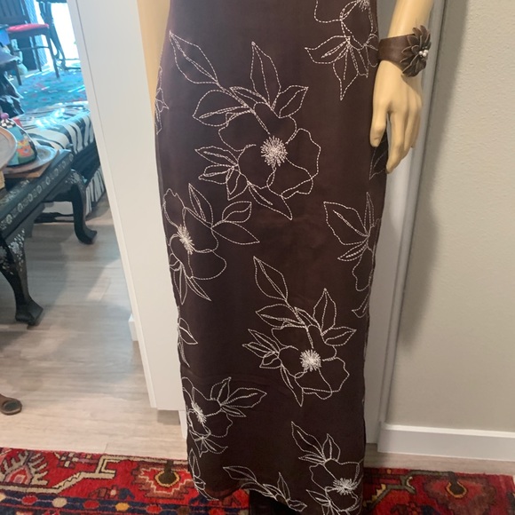 GREAT EMBROIDERED BROWN MAXI DRESS-9/10-firm price - Picture 3 of 8